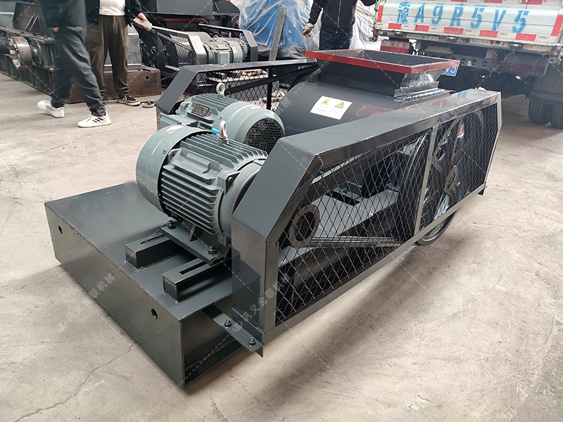 雙齒輥破碎機，如何解決大塊物料破碎的困擾？